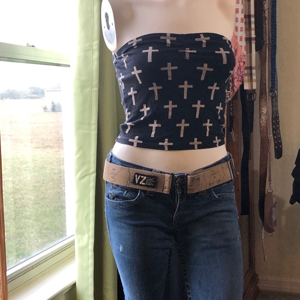 Outfit - Picture 2 of 3